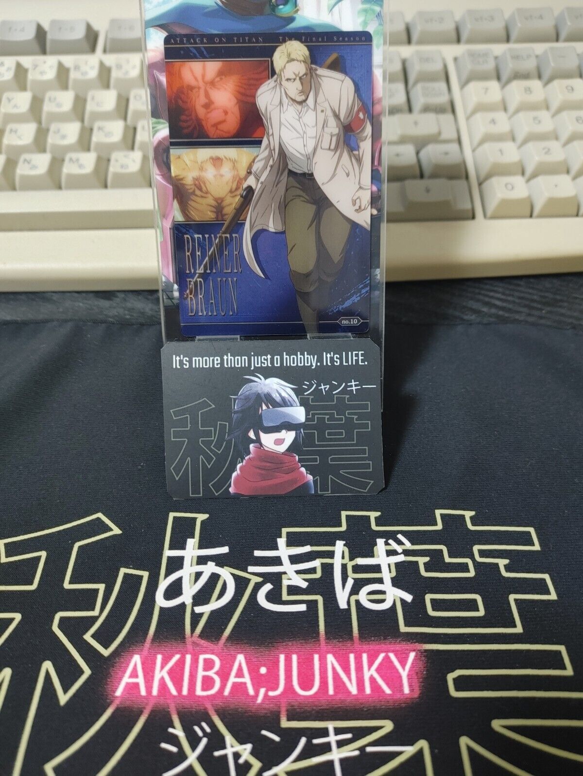 Attack on Titan Card Reiner 10 Collectible Release AoT JAPAN