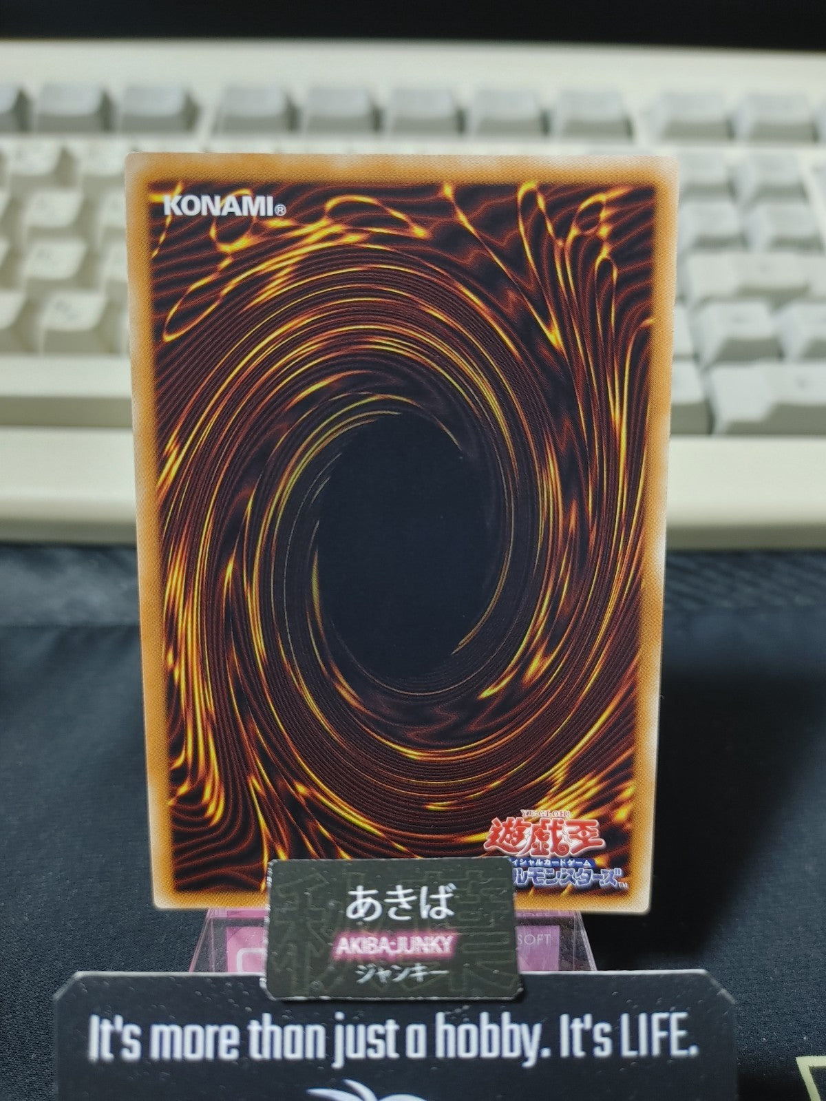 47430400