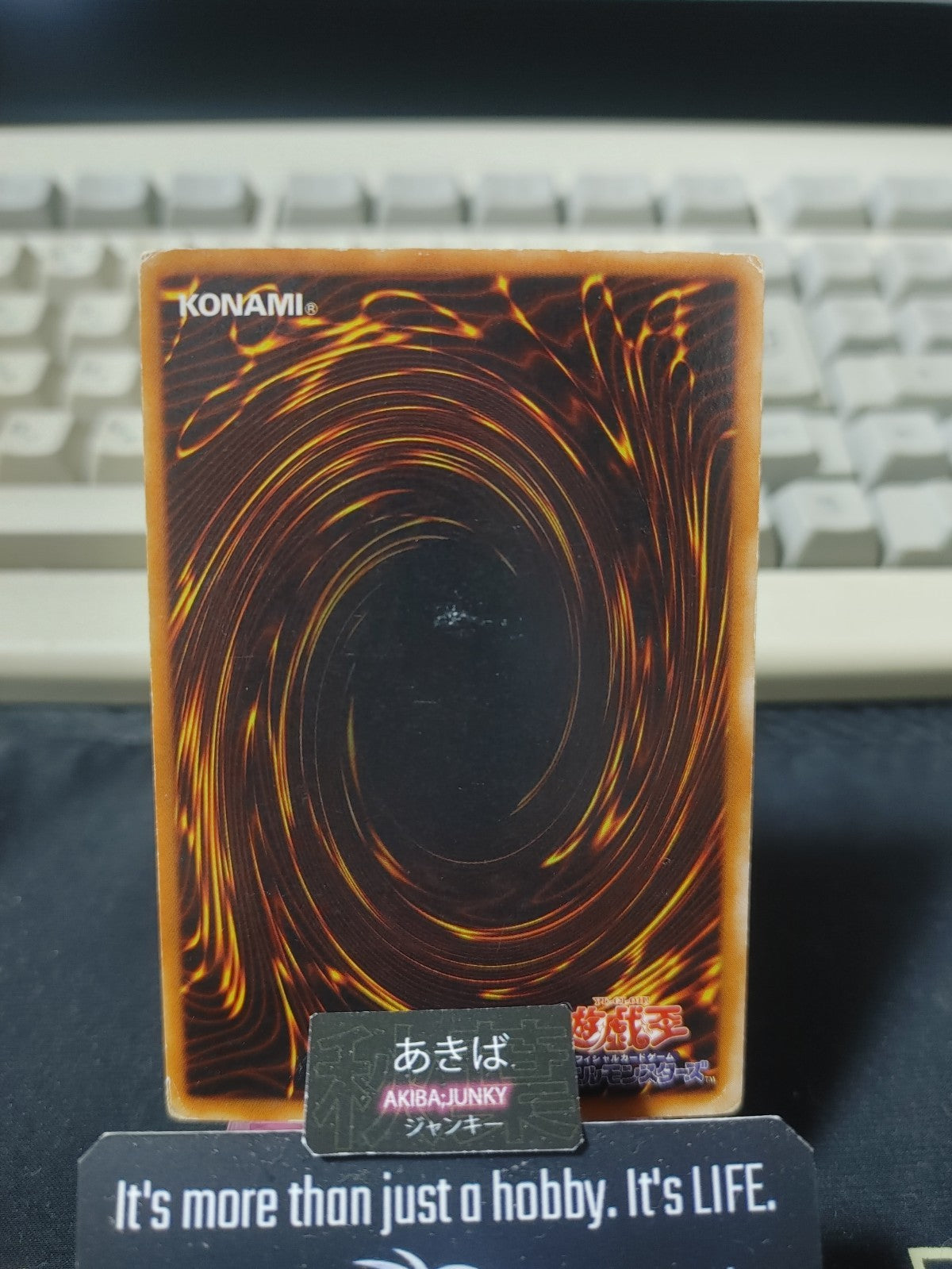 Dark Magician Yugioh Dark Magician Ultra Rare Konami OCG JAPAN
