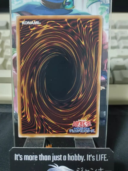 QCAC-JP018 Yugioh Dark Magician Retro Art Secret Rare OCG JAPAN