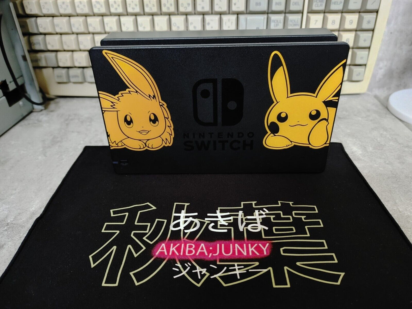 Nintendo Switch Genuine Dock Pokemon Let’s Go Limited Edition Pikachu Eevee JP