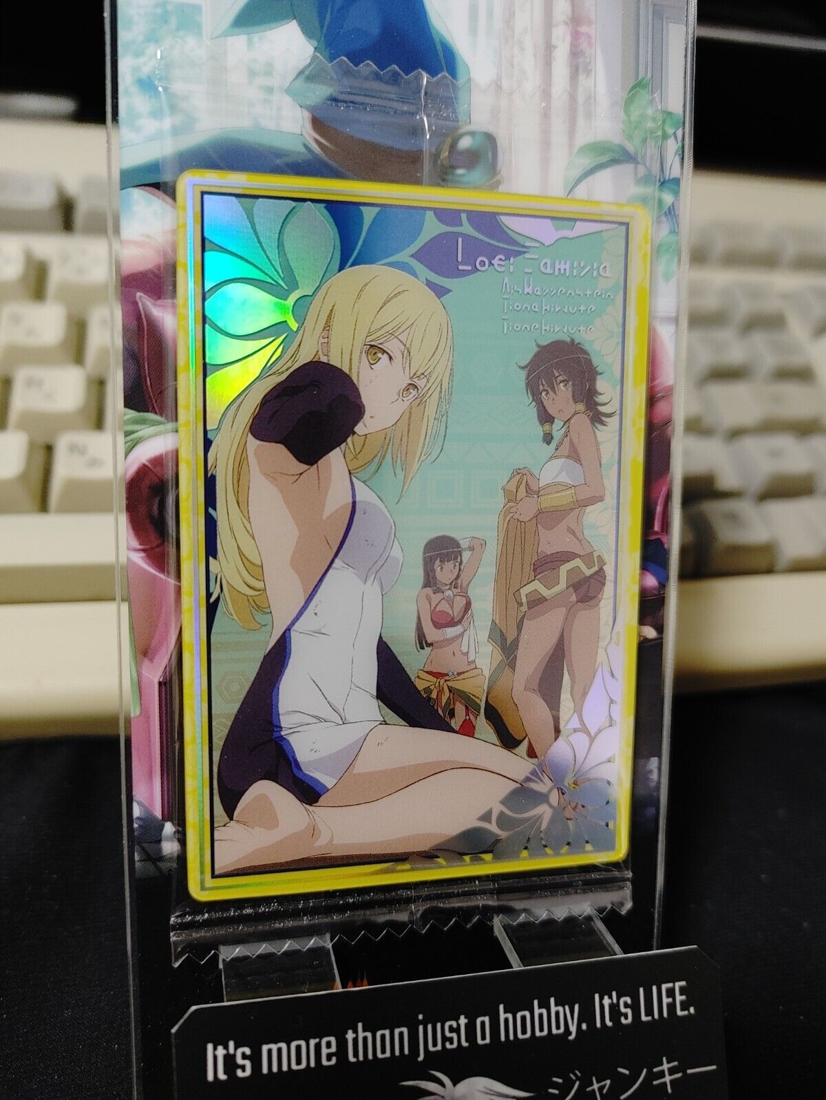 Is It Wrong To Pick Up Girls In A Dungeon Card Ais Tione Tiona FOIL Japan