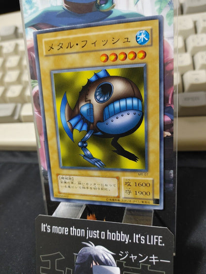 Metal Fish MR-07 Yu-Gi-Oh Yugioh Retro Card Original JAPAN